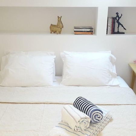 Modern Cosy Flat With Terrace In Campo De Ourique. Apartment Lisbon Exterior photo