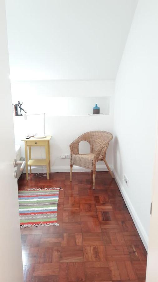 Modern Cosy Flat With Terrace In Campo De Ourique. Apartment Lisbon Exterior photo