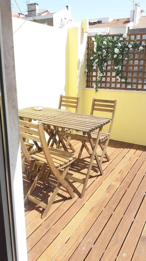 Modern Cosy Flat With Terrace In Campo De Ourique. Apartment Lisbon Exterior photo